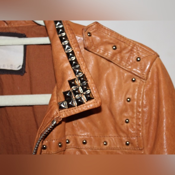 Women’s Studded Genuine Leather Bomber Jacket - Nightclub Aesthetic - Picture 6 of 6